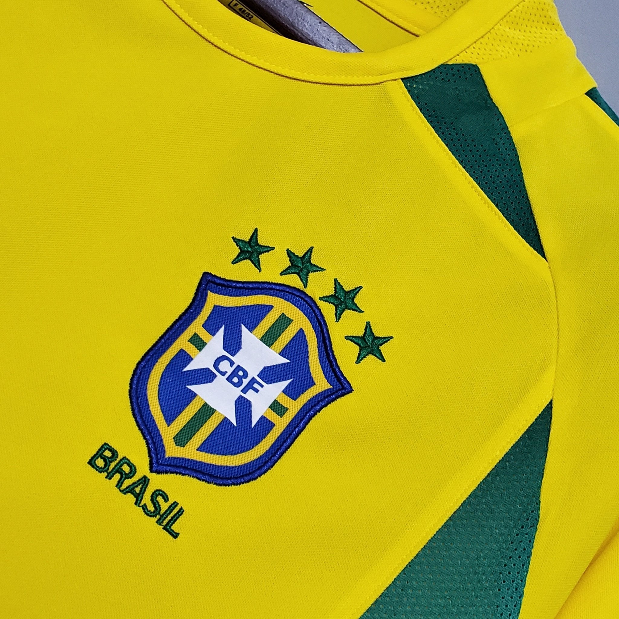 NIKE BRAZIL 2002 RETRO HOME JERSEY